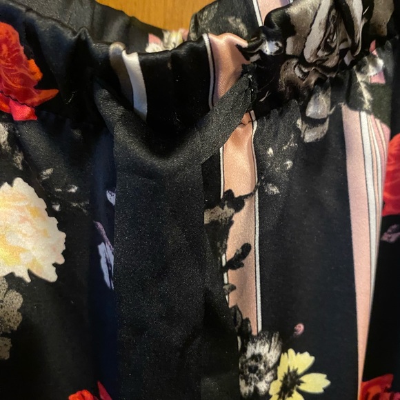 A-8 VICTORIA'S SECRET sz-m - Picture 8 of 10